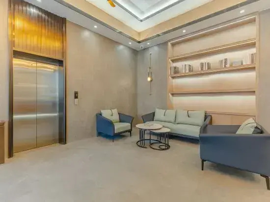Taihe Jinji Hotel (North Bus Station)