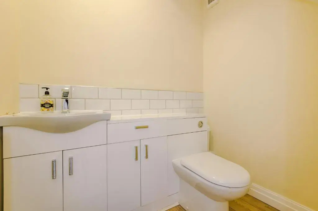 Lovely 3 Bed house - Park Lane
