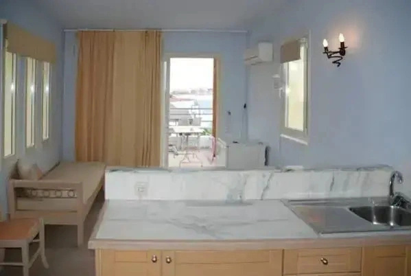 Almyros Apartments