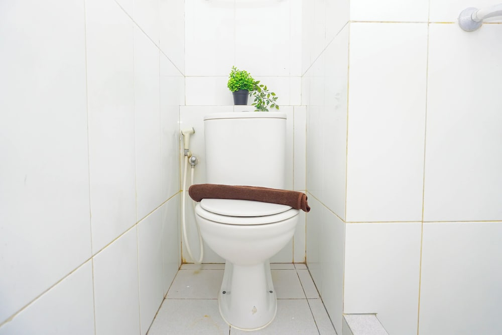 Comfortable And Pleasant Studio At Apartment Tamansari Mahogany Karawang