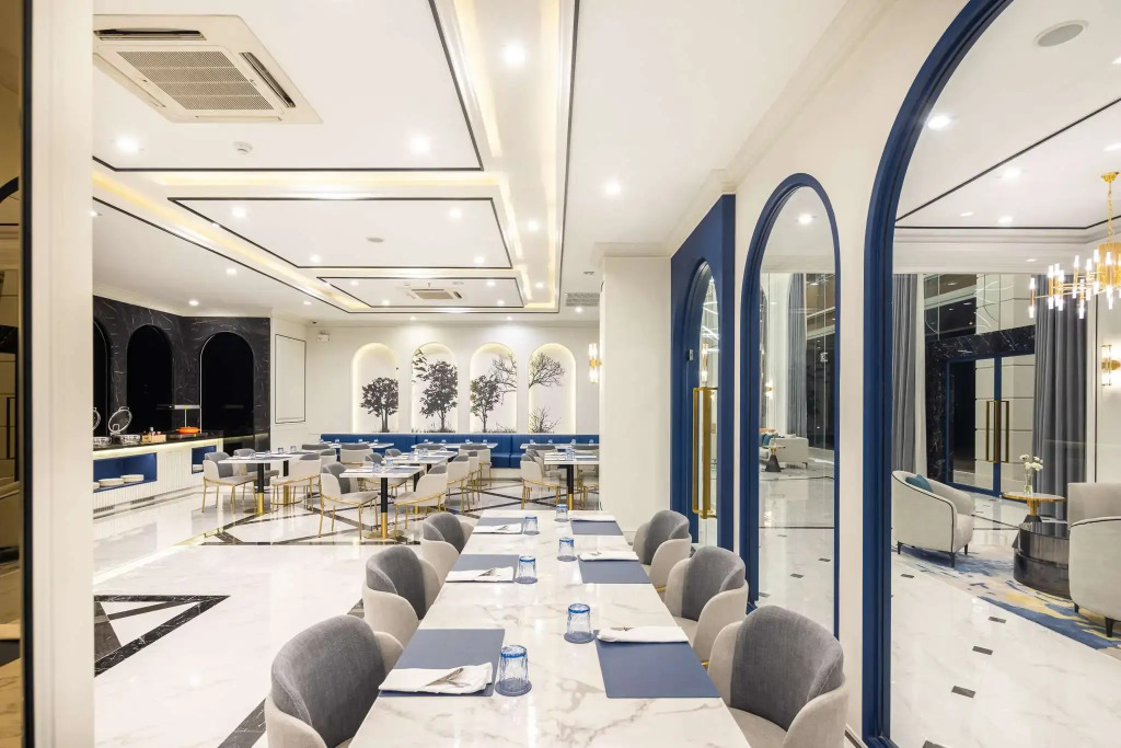 Eastin Hotel Vientiane