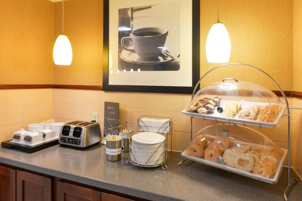 Hampton Inn & Suites St. Louis - Edwardsville