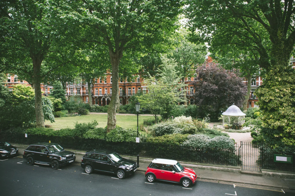 Henley House Hotel