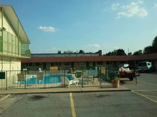 Springdale Inn