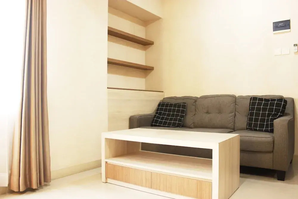 Homey 2BR Apartment at Galeri Ciumbuleuit 2 By Travelio