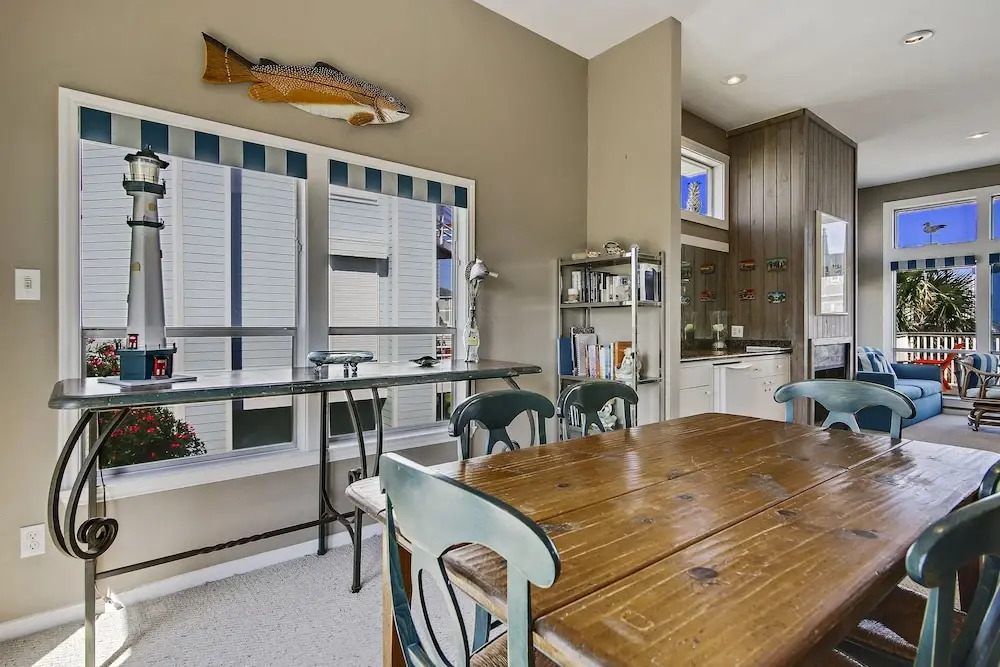 Indian Summer 3 Bedrooms 2 Bathrooms Home