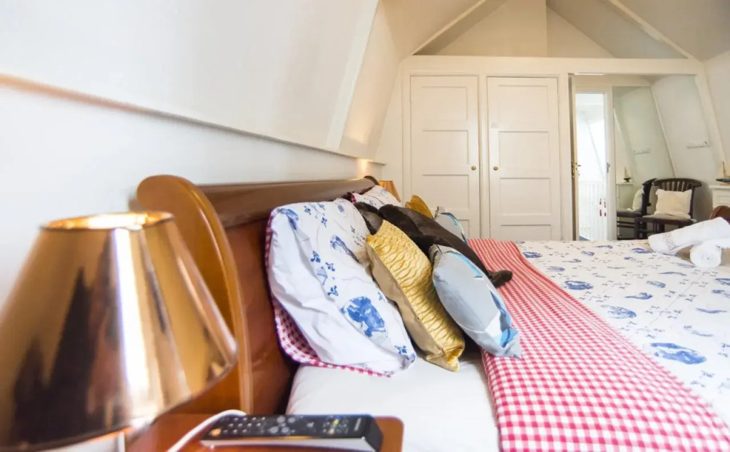Amsterdam 4 Holiday GuestRooms