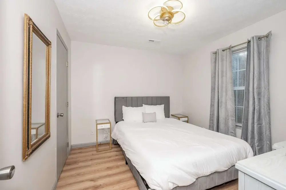 Arkstone Retreat 1 - 4 minutes from the Ark!