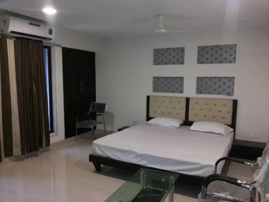 Hotel Galaxy Residency