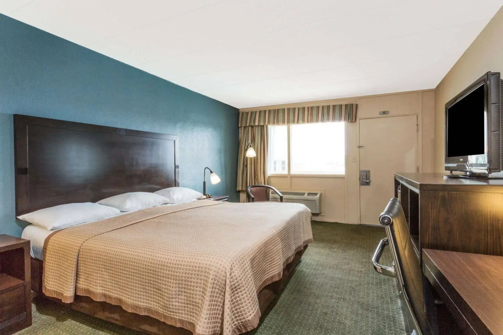 Atlantic Inn