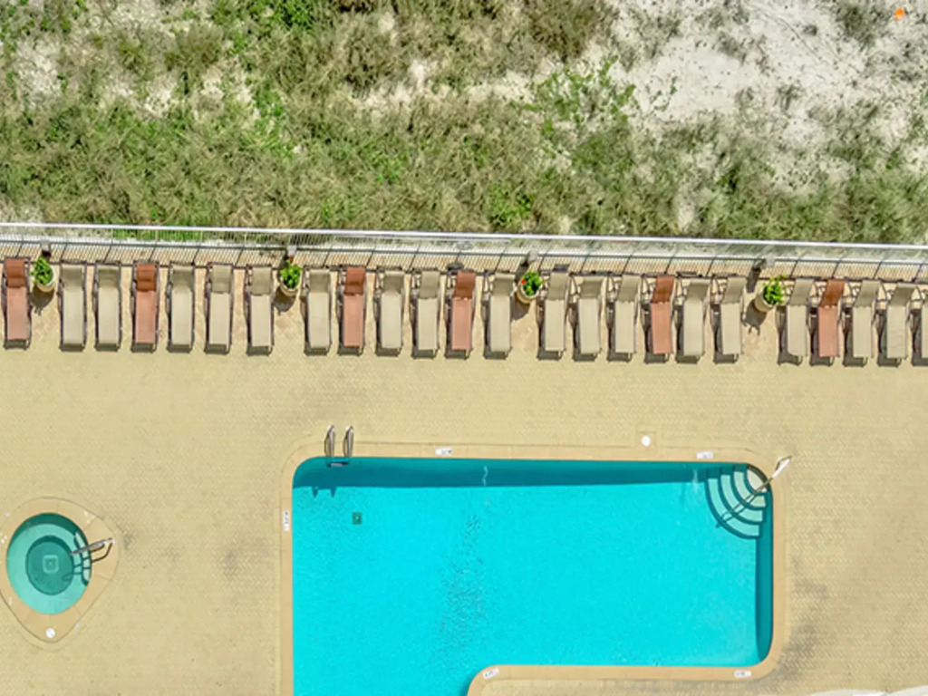 Ocean Ritz 1501 697344 by RedAwning