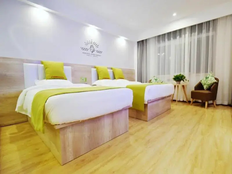 Shell Hefei Heping Road Shuguang Cinema East Qili Subway Station Hotel