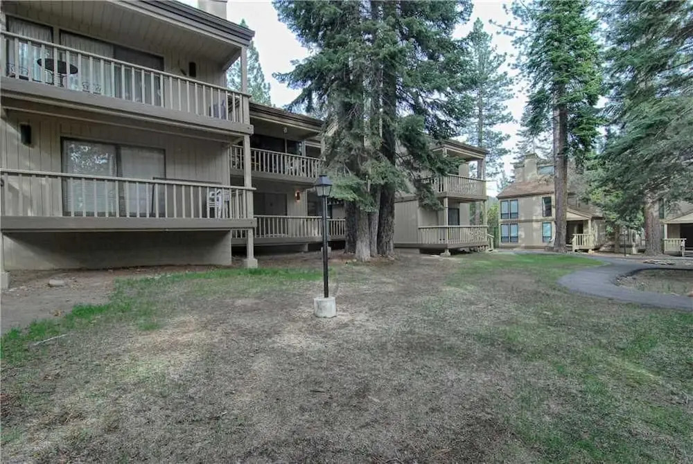 Lofted Condo W/electric Grill and Spiral Staircase #308