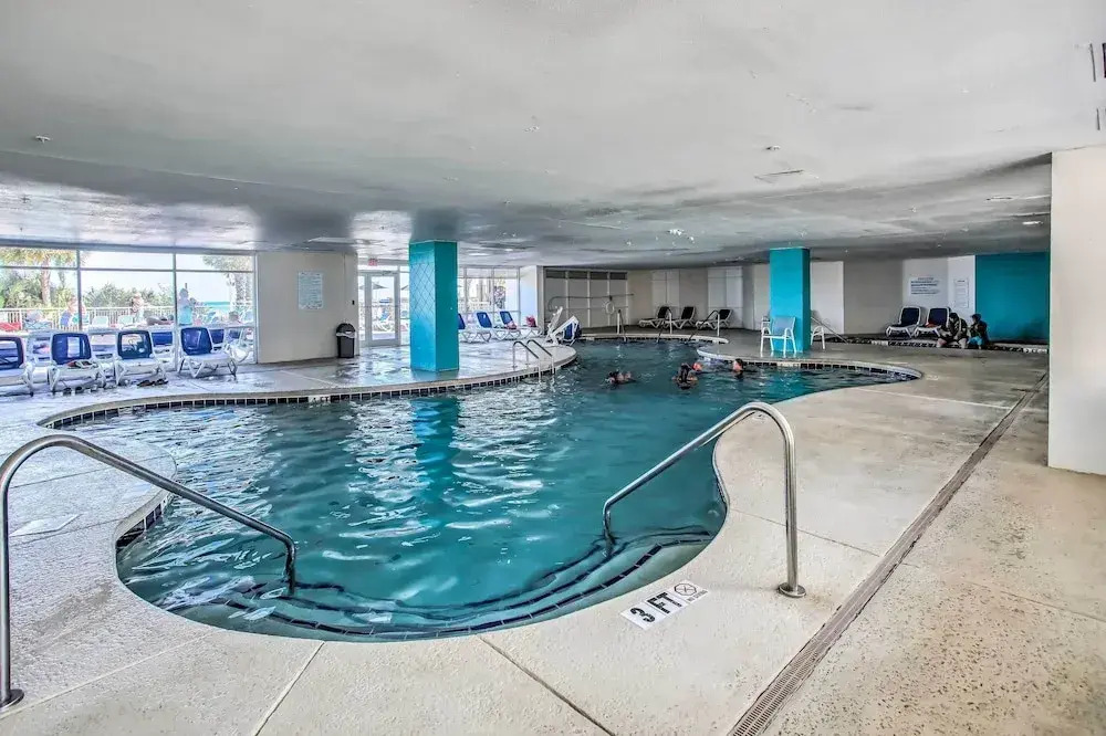 Condo w/ 2 Pools + Hot Tub in North Myrtle Beach!