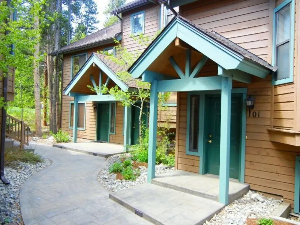 Village Point 101