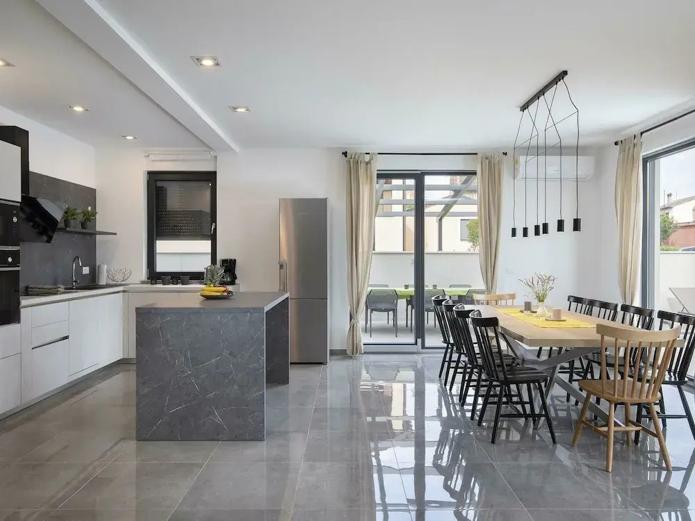 Spacious Villa in Pula Istria With Swimming Pool