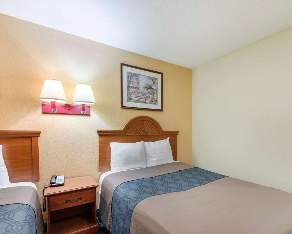 Rodeway Inn South Houston