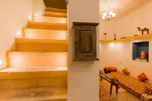 Locomo Hostel - A Heritage Property