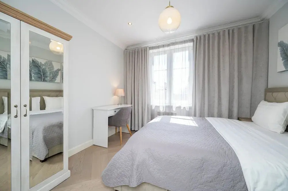 Toompea Castle 2 BR Old Town Apartment