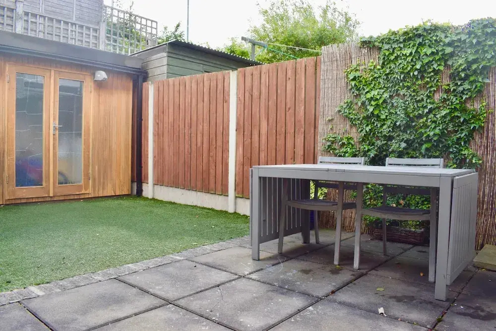 Spacious, Bright & Modern 3 Bedroom Family Home