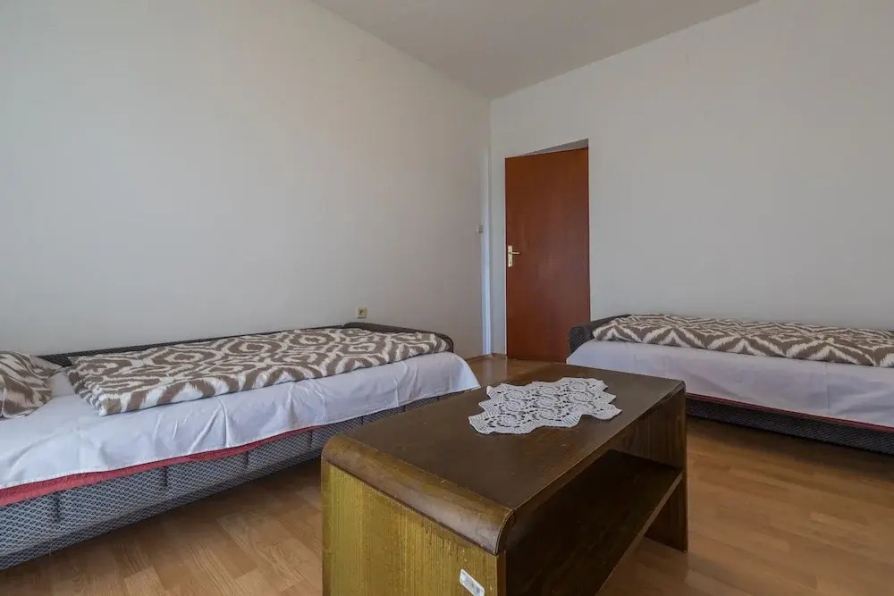 Apartments Paly