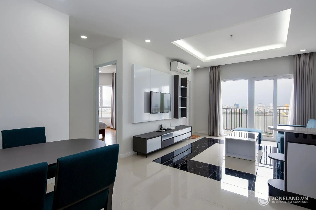 Zoneland Apartment - Monarchy Riverside
