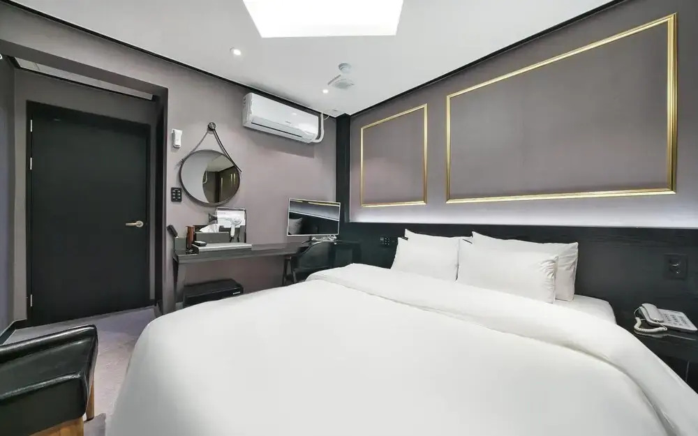Hotel Daily