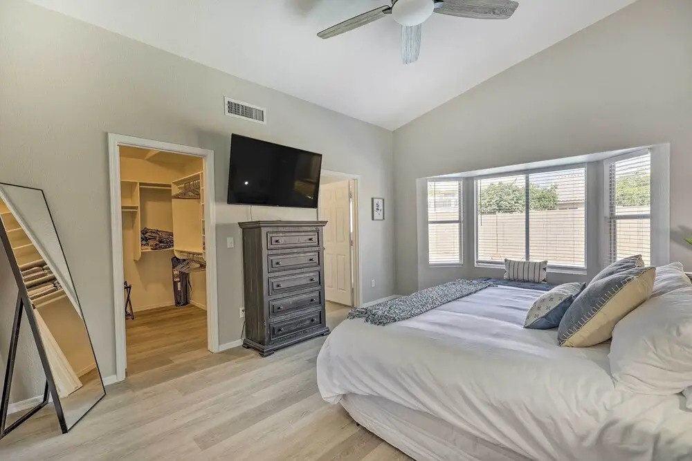 Private Pool & Fenced Yard: Phoenix Home