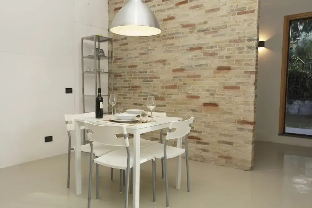 Apartment By The Sea, Max 6 People