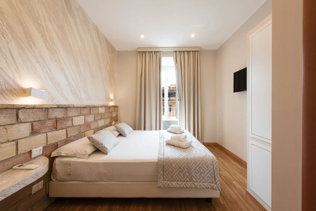 Top Floor Colosseo Guesthouse