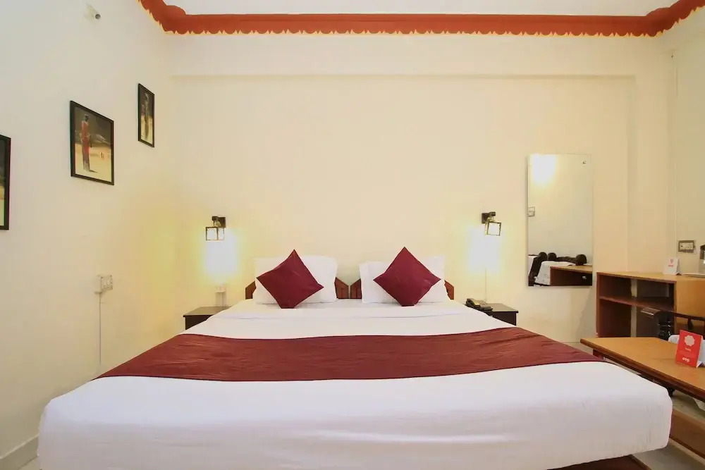 Capital O 9630 Hotel Maharaja
