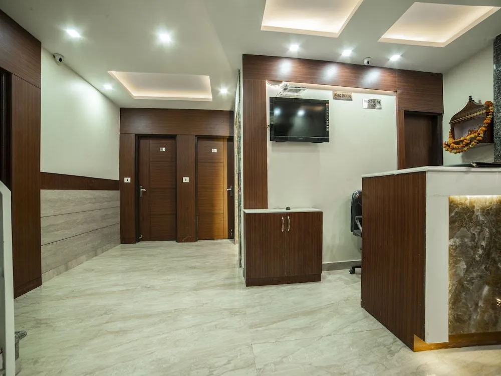 OYO 14136 hotel toto international