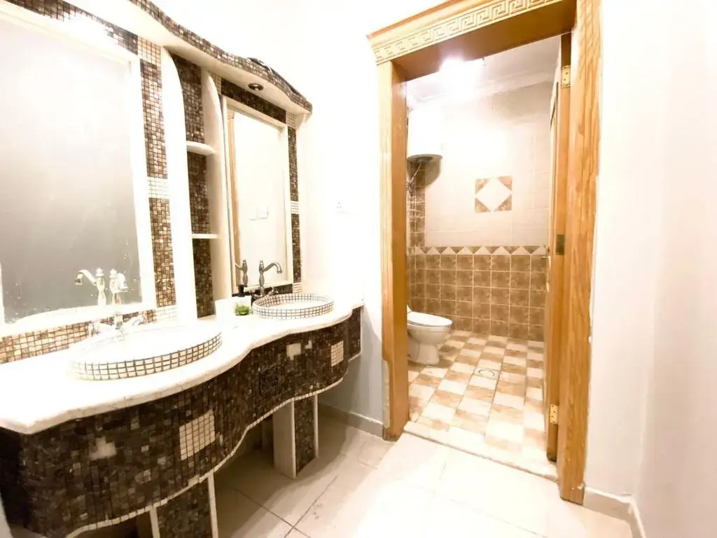 Luxury 3 Bedroom Apartment - Very Spacious