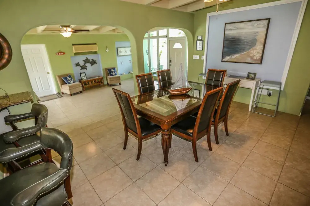 5670 Williams Dr. - M