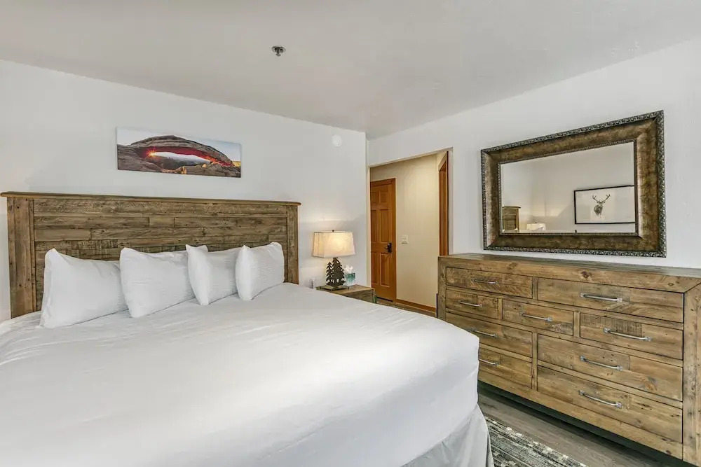 11 - Two Bedroom Condo with Spa Enclave by Deer Valley Resort