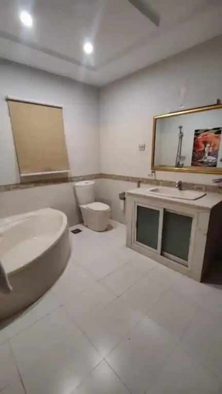 Hotel White Seasson managed by Zaheer Masih