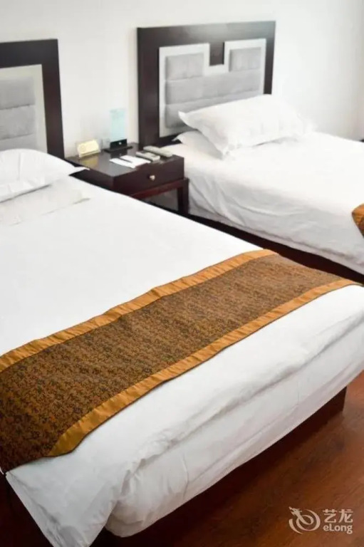 Qianyuan Jingyang (Eastern King) Hotel