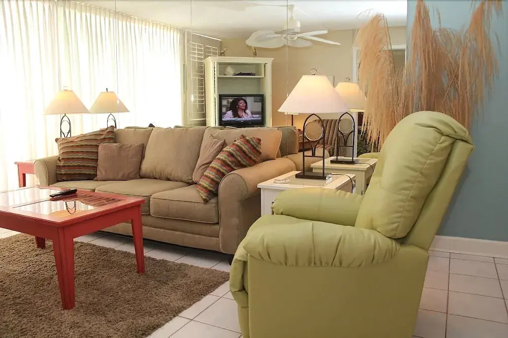 Gulf House 401 3 Bedroom Condo by RedAwning