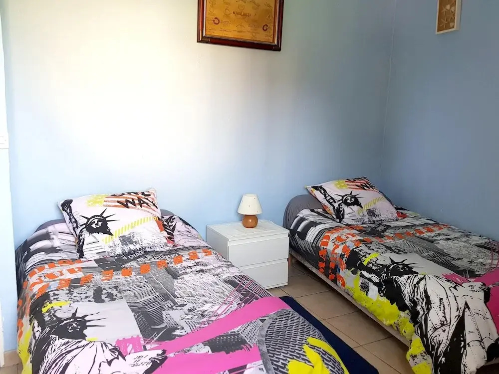 House With 2 Bedrooms in Ver-sur-mer, With Enclosed Garden - 100 m From the Beach