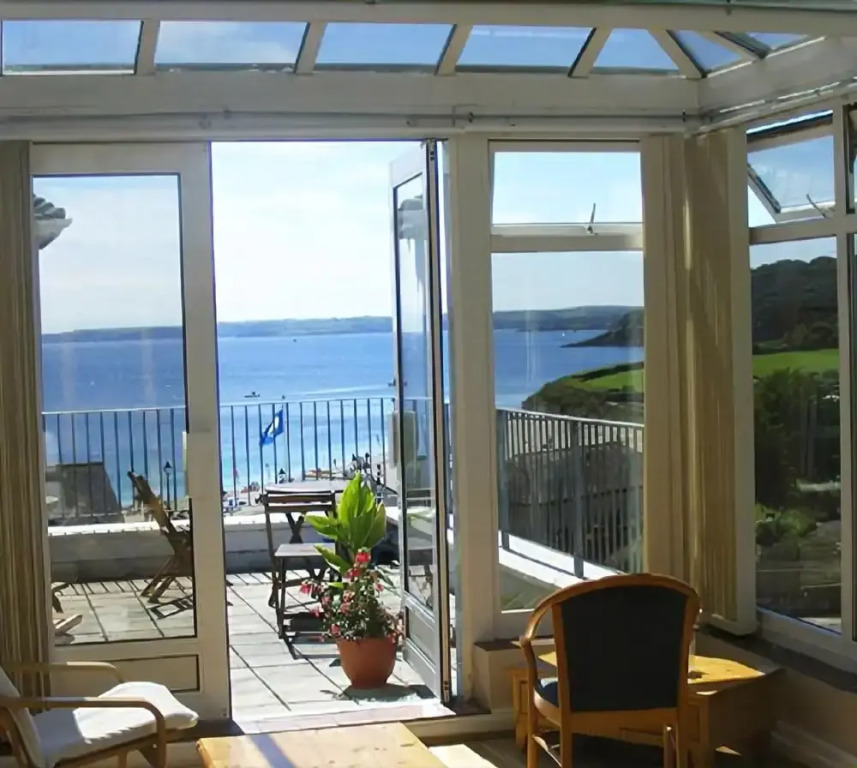 Falmouth Bay Holiday Apartments