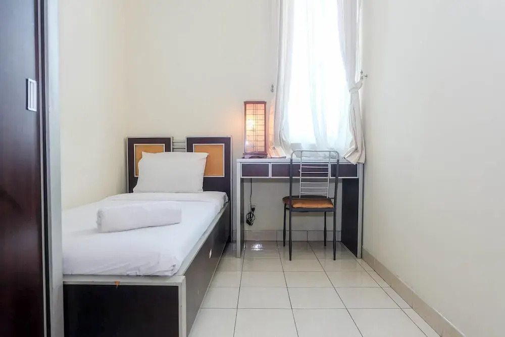 Fully Furnished and Comfortable 2BR Ambassador 2 Apartment