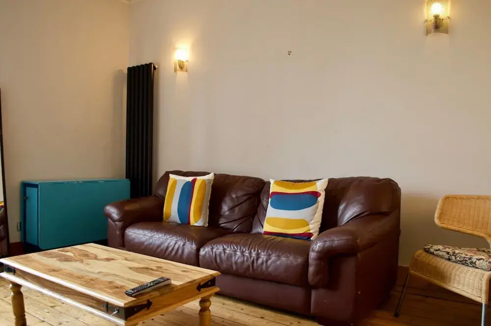 Bright 1 Bedroom Apartment At The Shore