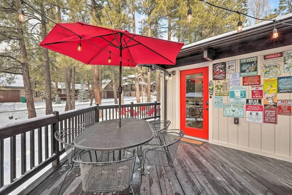 Fire Pit + ATV Trail Access: Munds Park Cabin!