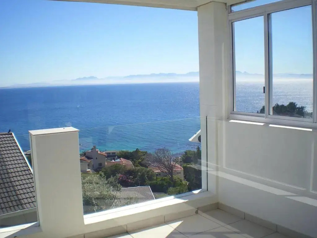 Penguinden - Private Villa with Sea Views