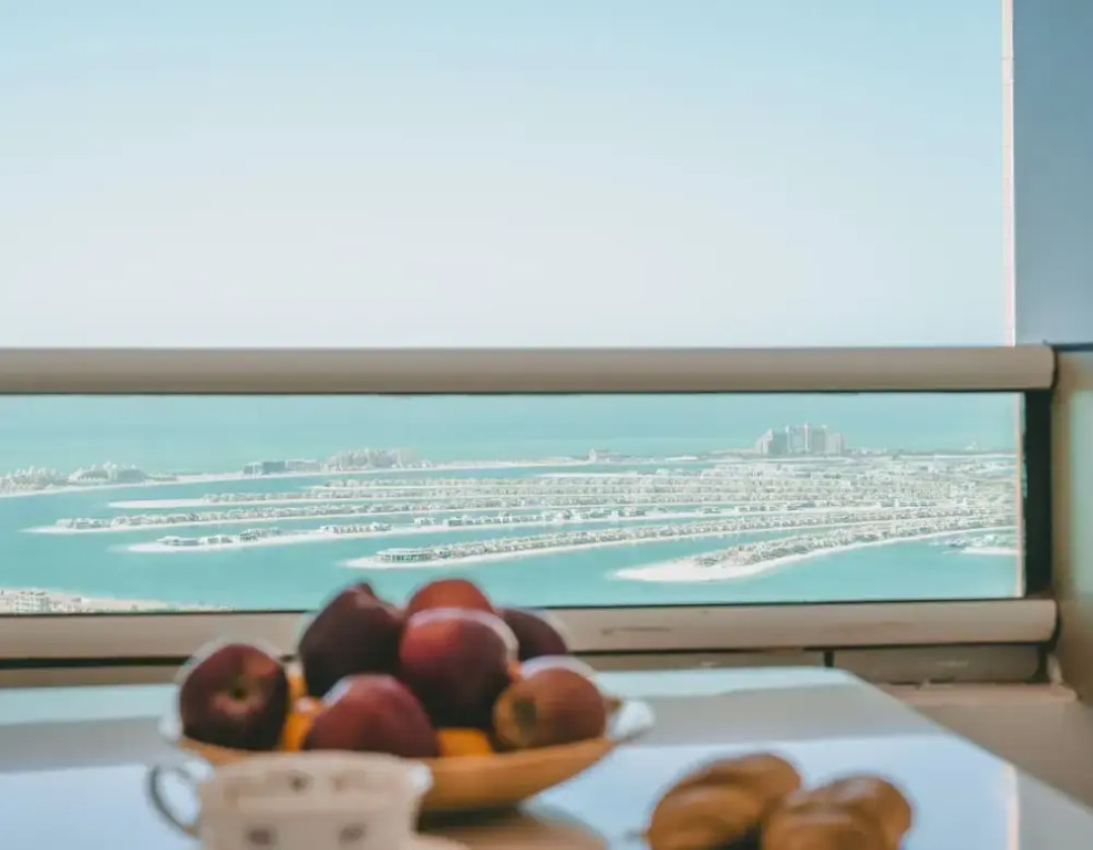 A C Pearl Holiday Homes - Sea and Palm Island View on 67th Floor