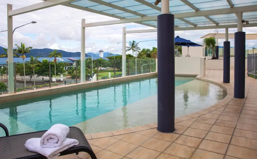 Piermonde Apartments Cairns