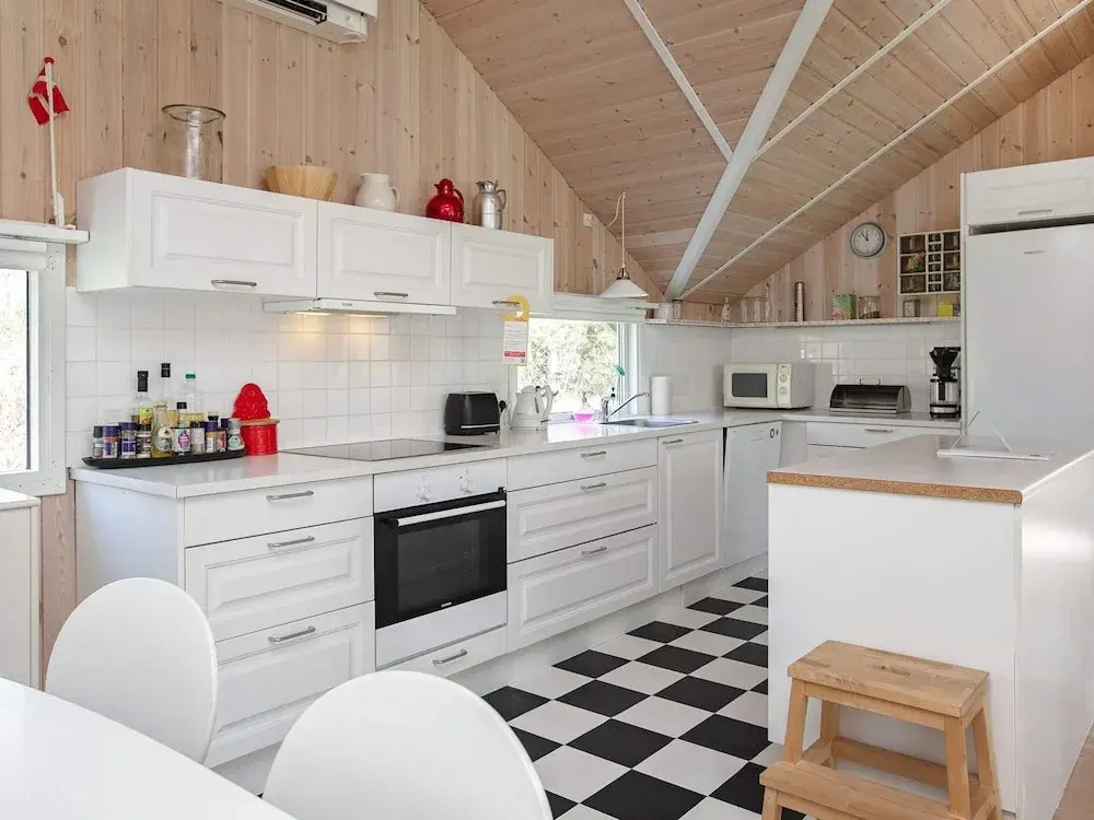 10 Person Holiday Home in Stege