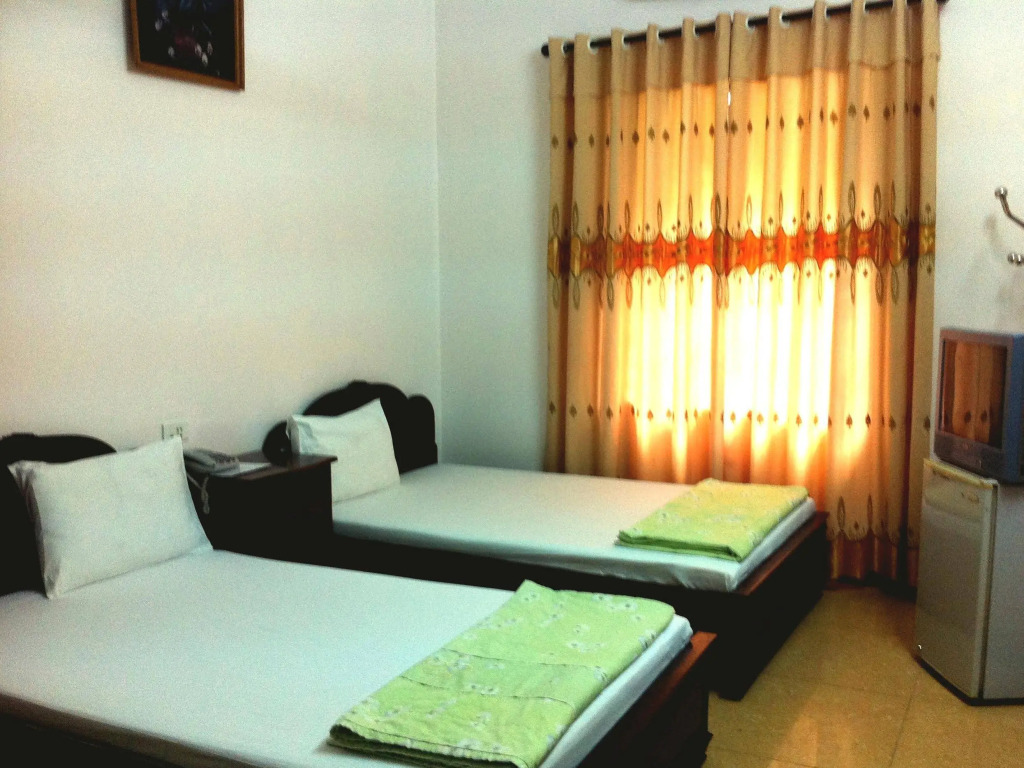 Van Nam Hotel