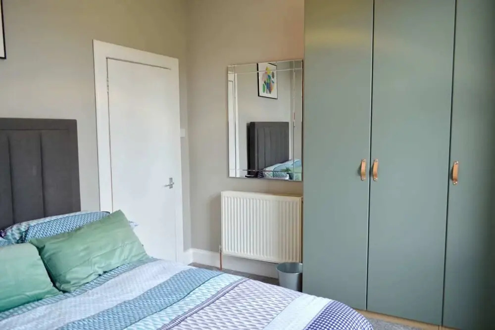 Lovely Traditional 2 Bedroom Flat in Haymarket