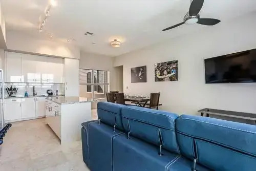 Luxury 2BR 1BR Penthouses w Balcony Close to French Quarter